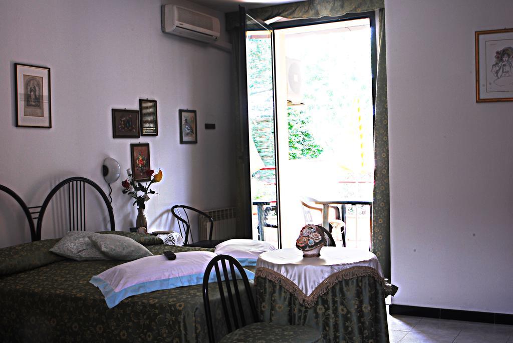 Hotel Ebe Сан-П'єро-а-Сьєве Екстер'єр фото